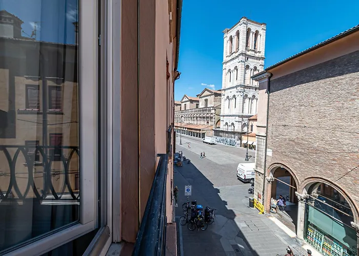 Medieval In Piazza Trento-trieste Apartament *